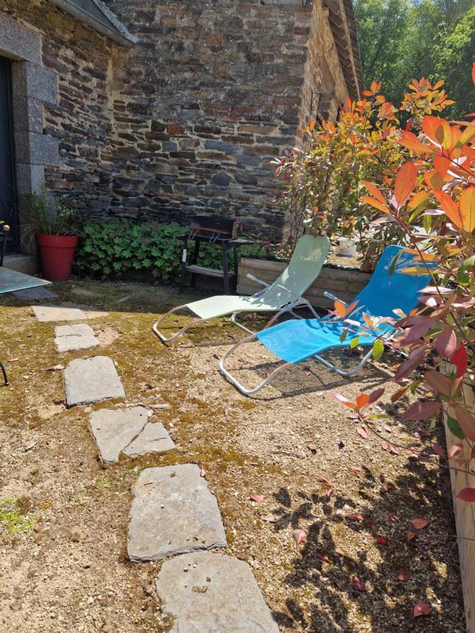 Gite Rustique En Centre Bretagne Laniscat Exterior photo